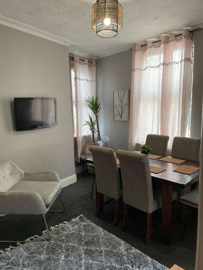 Perfect For Large Groups, Sleeps 15 Close To City Centre Sheffield Esterno foto