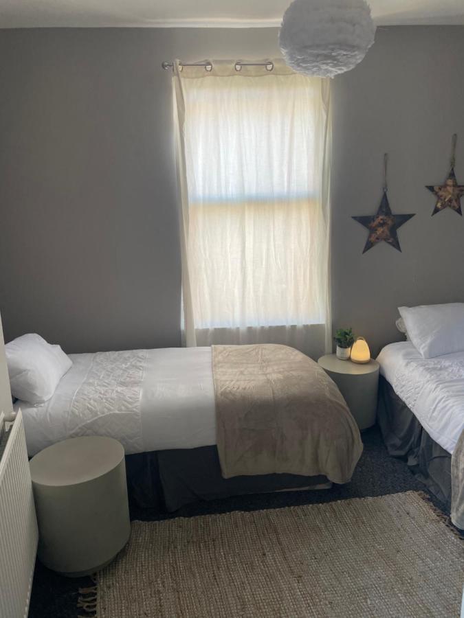 Perfect For Large Groups, Sleeps 15 Close To City Centre Sheffield Esterno foto